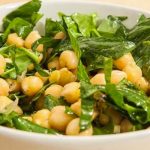 Ensalada de garbanzos y espinaca