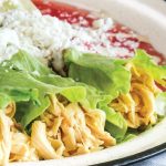 Rollitos de lechuga con pollo