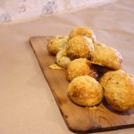 Bollitos de queso y huevo
